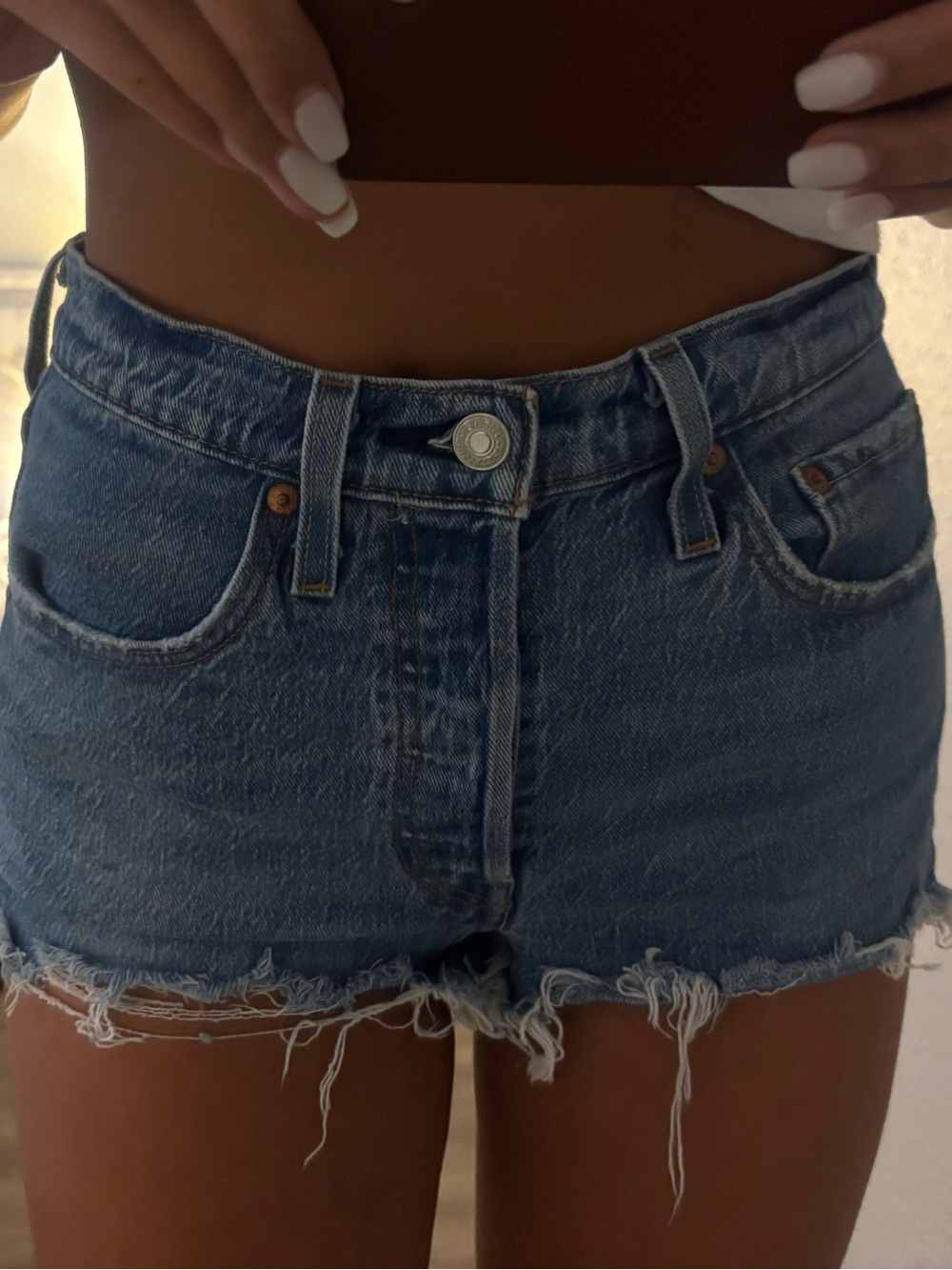 Levi's 501 Size 26 Distressed Denim Shorts - Blue